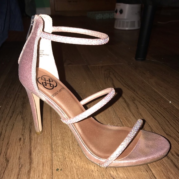 Daisy Fuentes Shoes - Prom Shoes